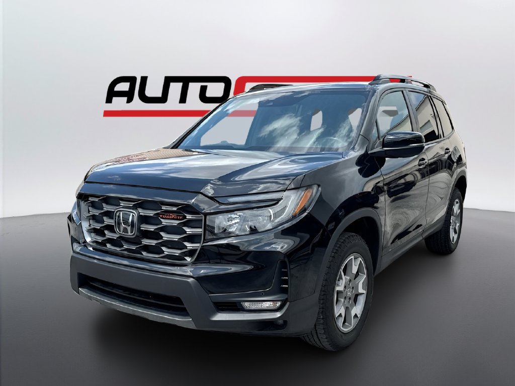 2023 Honda Passport photo 3 of 33
