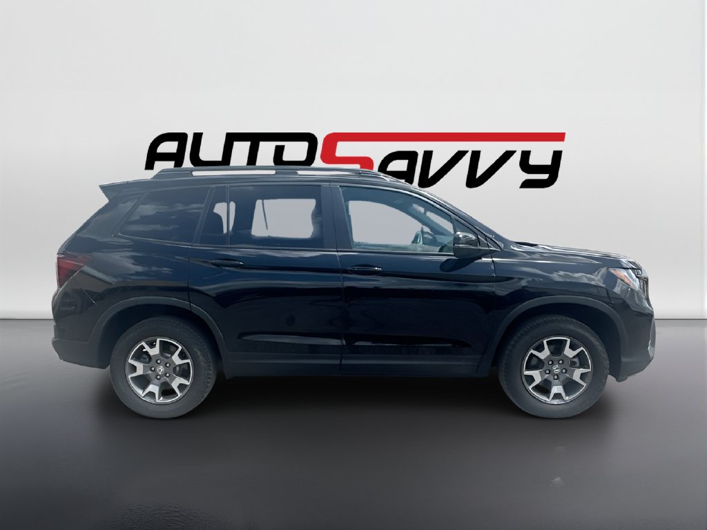 2023 Honda Passport photo 8 of 33