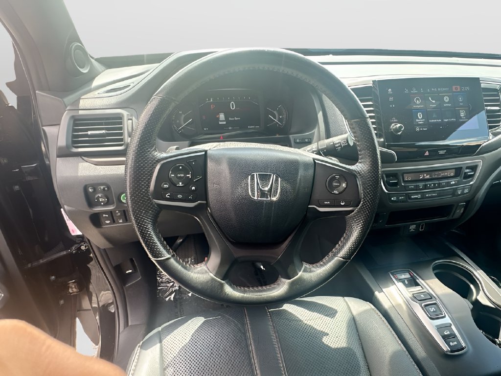 2023 Honda Passport photo 11 of 33