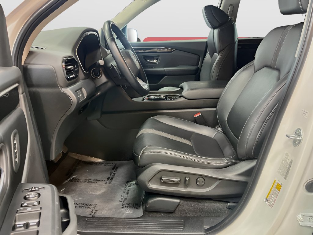 Used 2025 Platinum White Pearl Honda EX-L image 20
