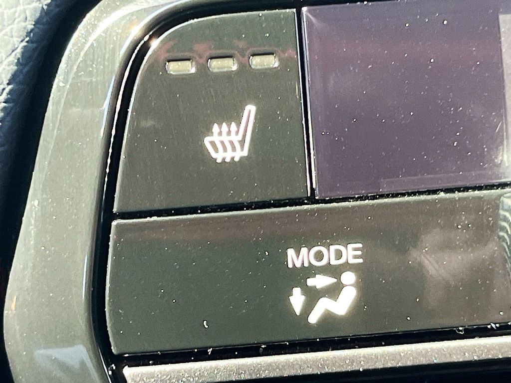 2025 Honda Pilot photo 20 of 34