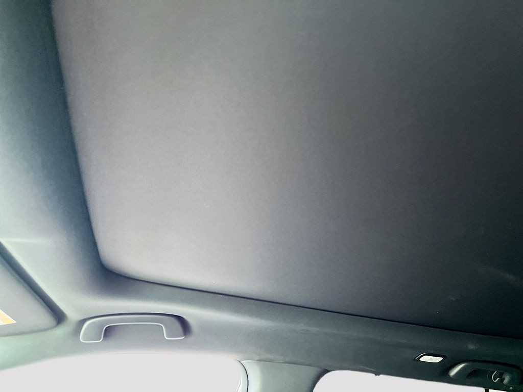 2025 Honda Pilot photo 22 of 34
