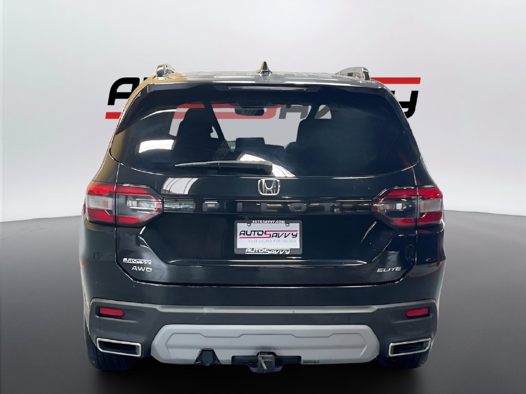 Used 2023 Crystal Black Pearl Honda Elite image 6