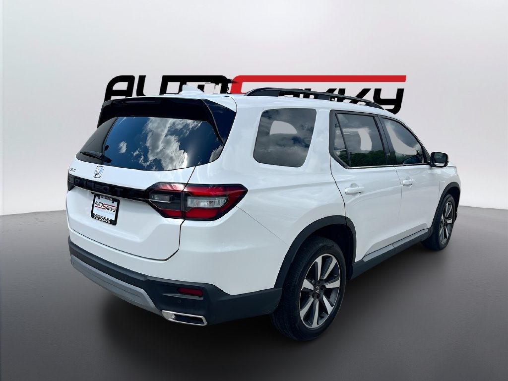 2024 Honda Pilot photo 7 of 35