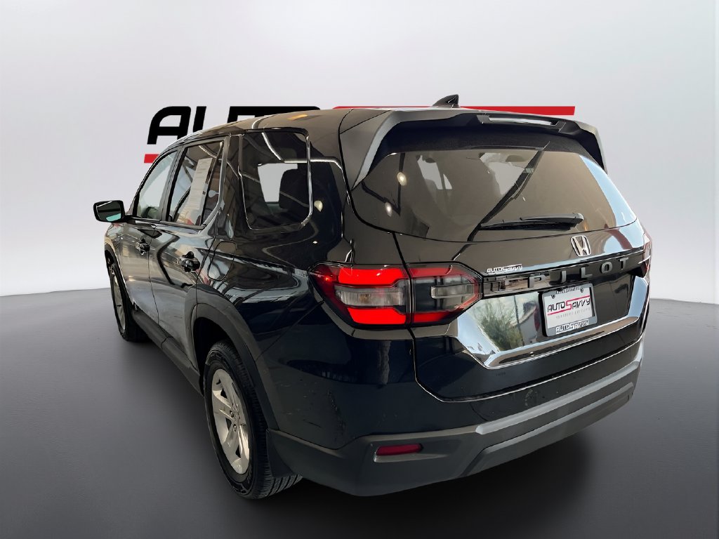 2023 Honda Pilot photo 5 of 30