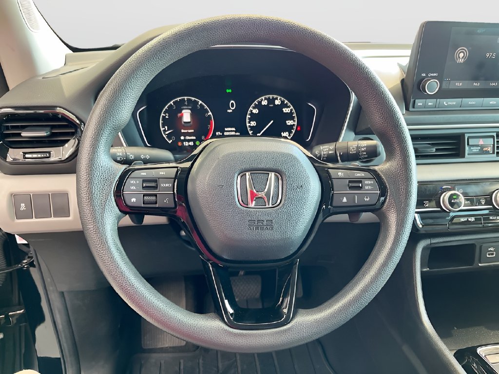 2023 Honda Pilot photo 11 of 30