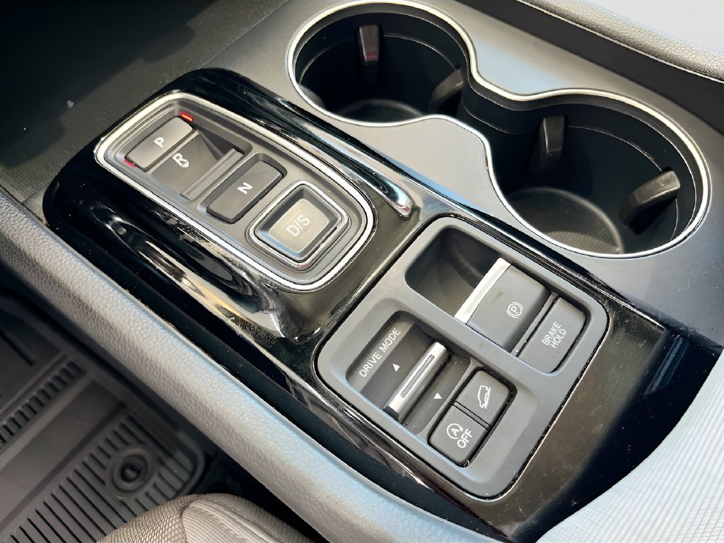 2023 Honda Pilot photo 16 of 30