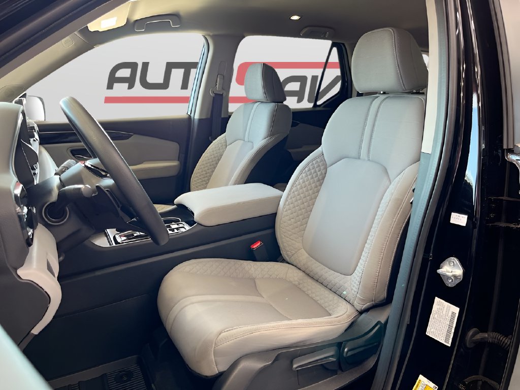 2023 Honda Pilot photo 19 of 30