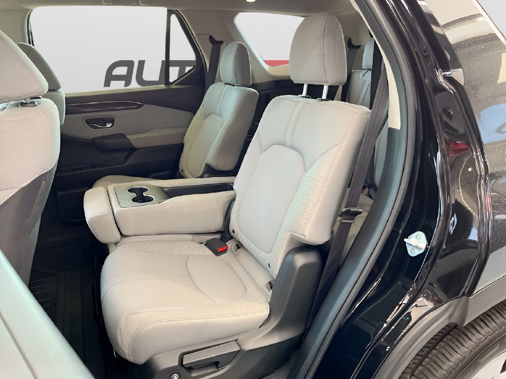 2023 Honda Pilot photo 22 of 30
