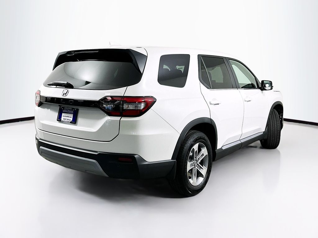 2025 Honda Pilot photo 7 of 27
