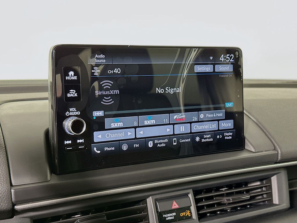 2025 Honda Pilot photo 13 of 27