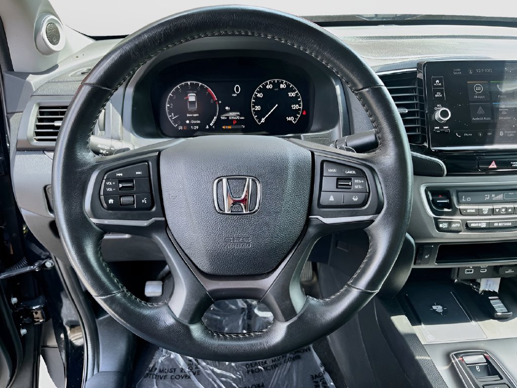 2025 Honda Ridgeline photo 11 of 32