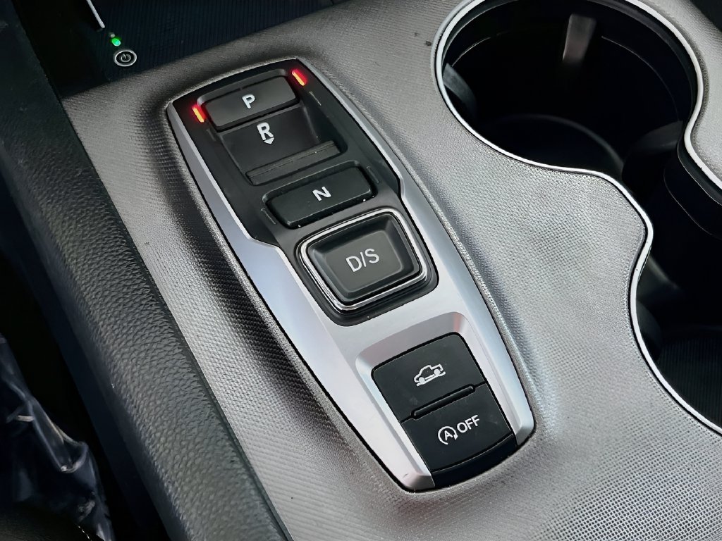 2025 Honda Ridgeline photo 16 of 32