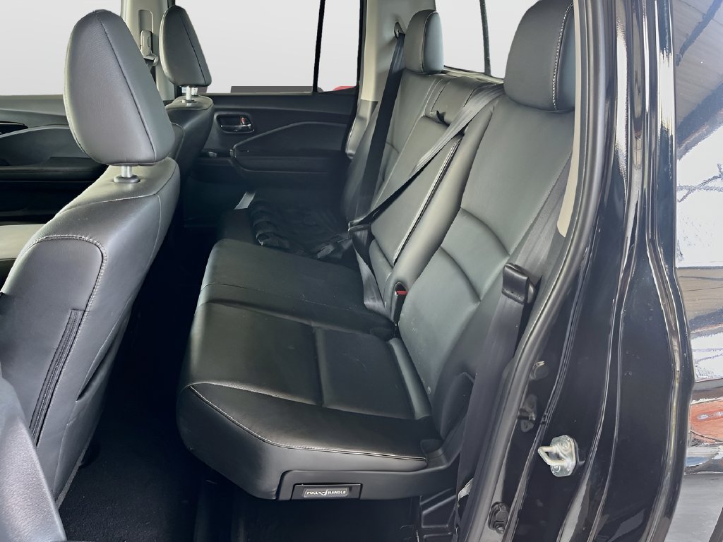 2025 Honda Ridgeline photo 24 of 32