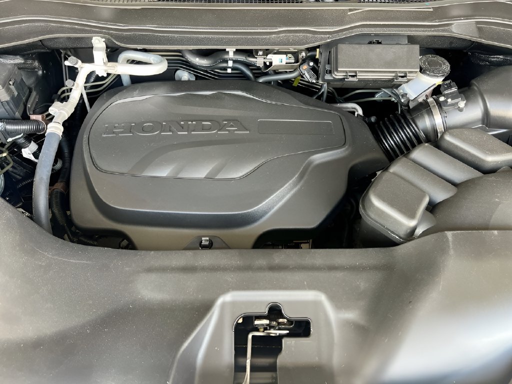 2025 Honda Ridgeline photo 30 of 32