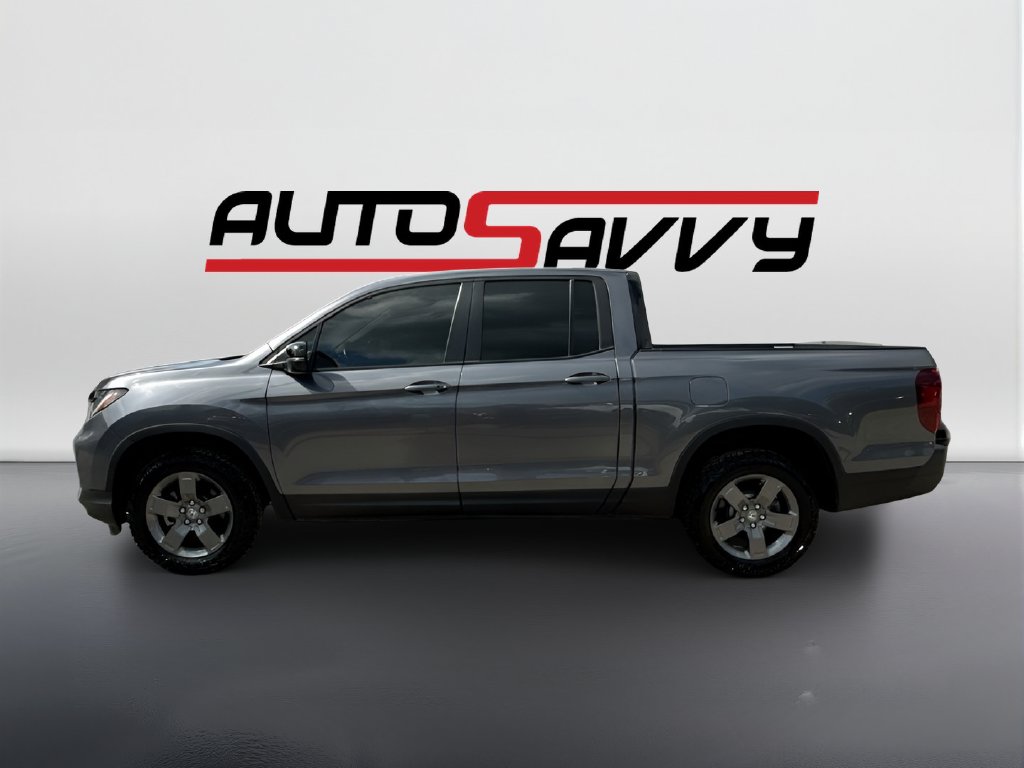2025 Honda Ridgeline photo 4 of 33