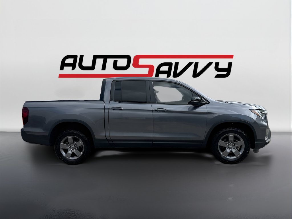 2025 Honda Ridgeline photo 8 of 33