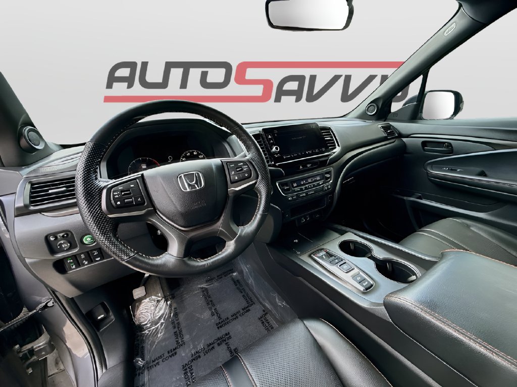 2025 Honda Ridgeline photo 9 of 33