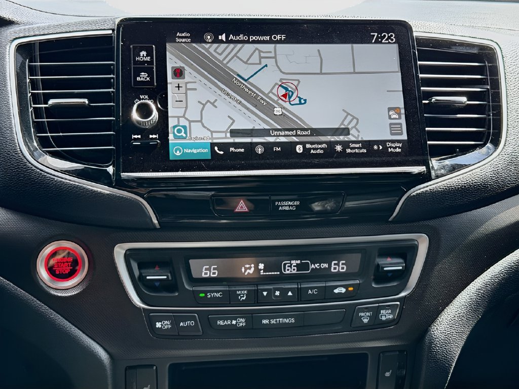 2025 Honda Ridgeline photo 13 of 33