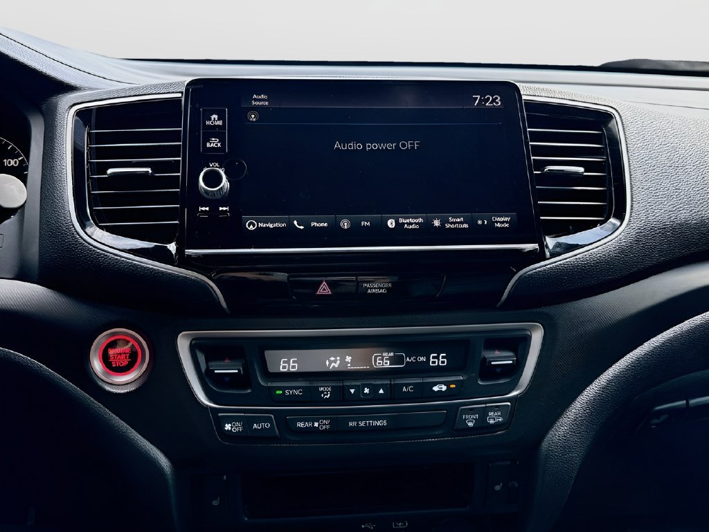 2025 Honda Ridgeline photo 15 of 33