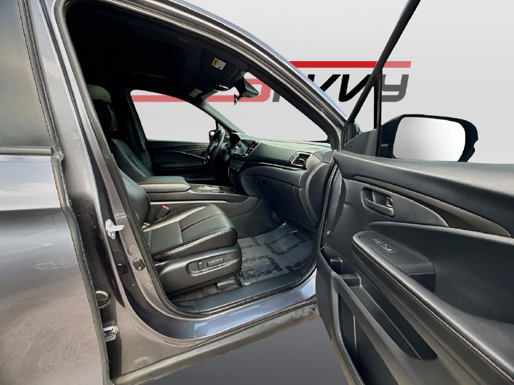 2025 Honda Ridgeline photo 29 of 33
