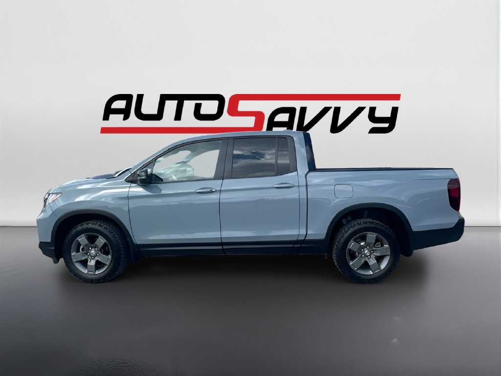2025 Honda Ridgeline photo 4 of 32