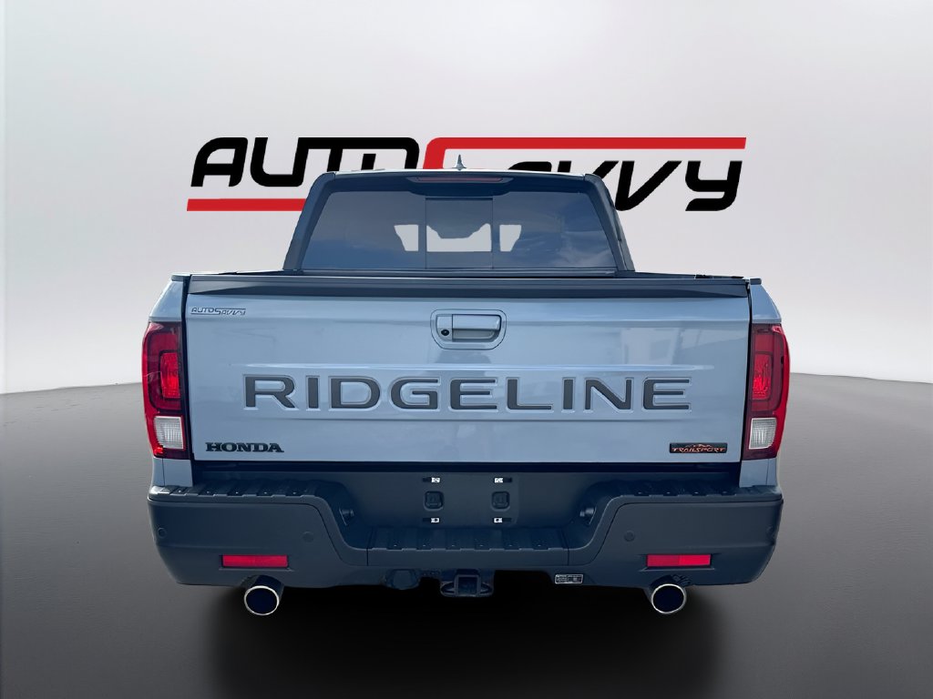 2025 Honda Ridgeline photo 6 of 32