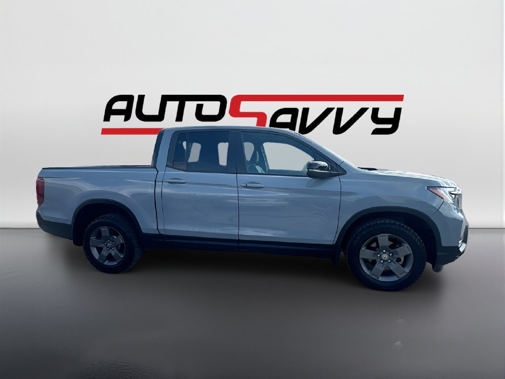 2025 Honda Ridgeline photo 8 of 32
