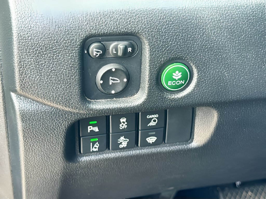 2025 Honda Ridgeline photo 10 of 32