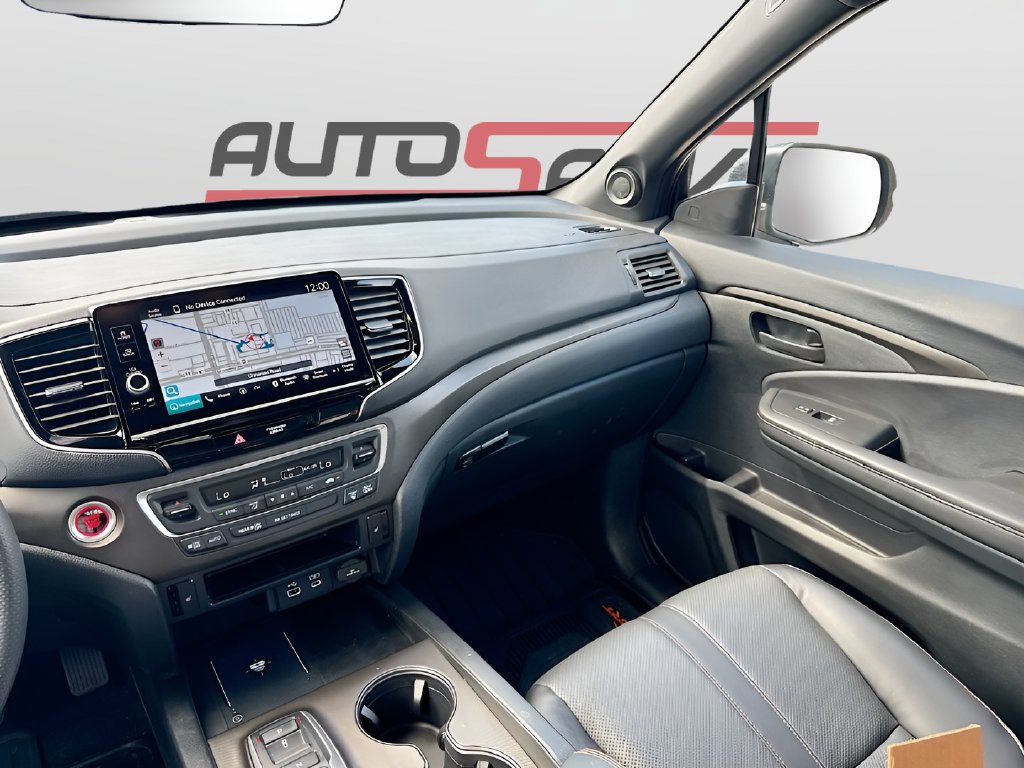 2025 Honda Ridgeline photo 24 of 32