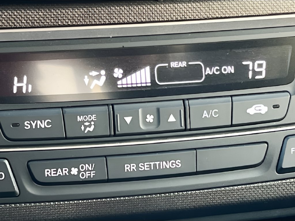 2025 Honda Ridgeline photo 16 of 34