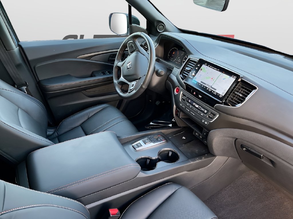 2025 Honda Ridgeline photo 25 of 34