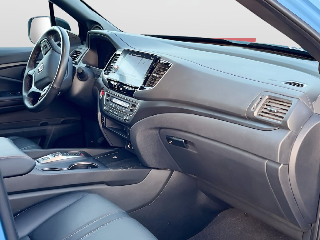 2025 Honda Ridgeline photo 30 of 34