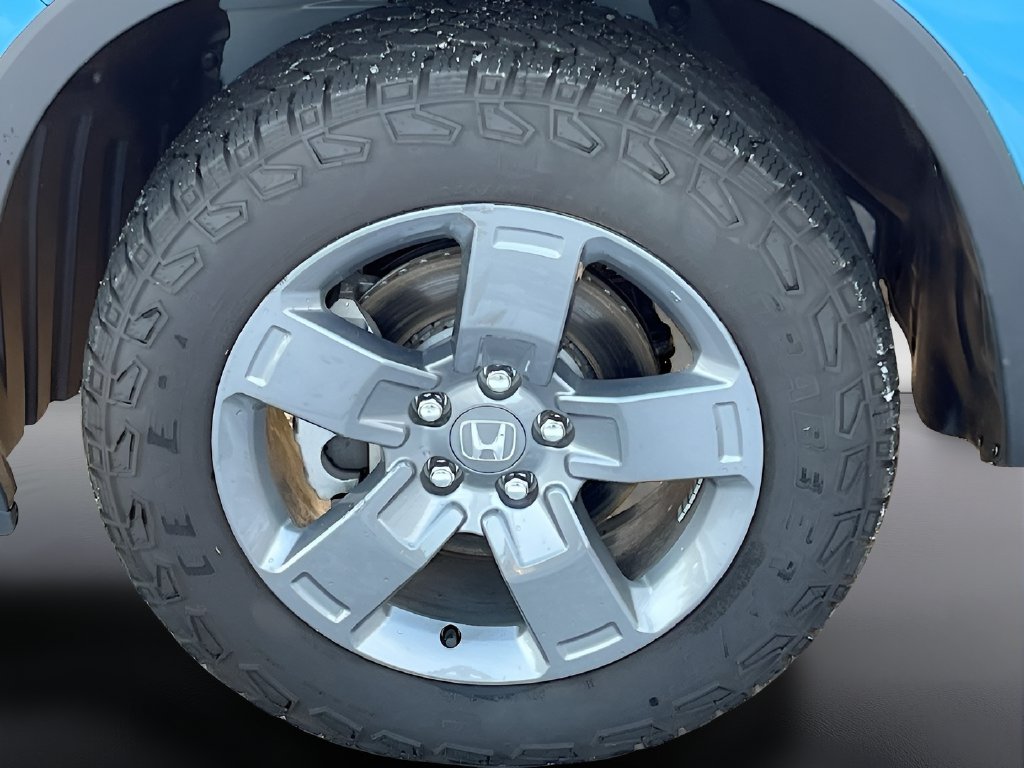 2025 Honda Ridgeline photo 32 of 34