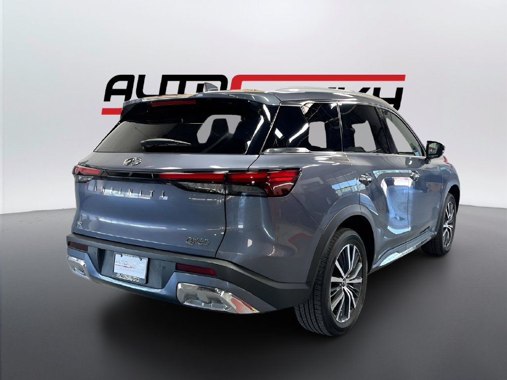 Used 2022 MoonBow Blue INFINITI Sensory image 7
