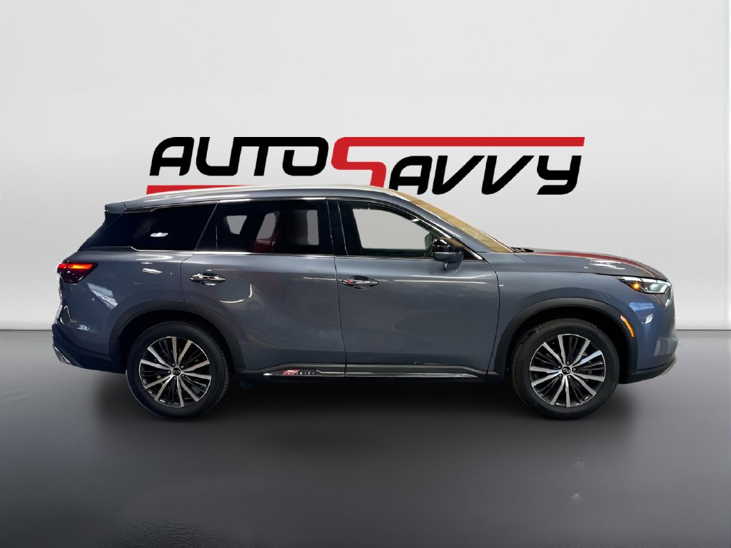 Used 2022 MoonBow Blue INFINITI Sensory image 8