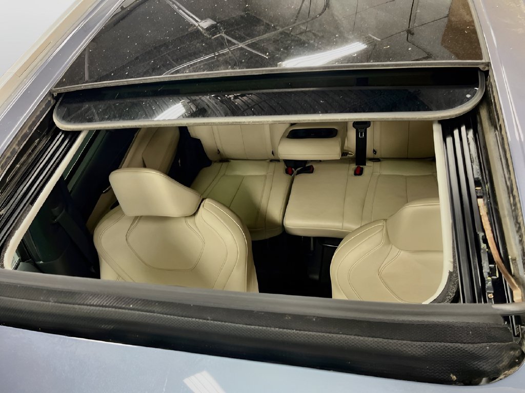 Used 2022 MoonBow Blue INFINITI Sensory image 23