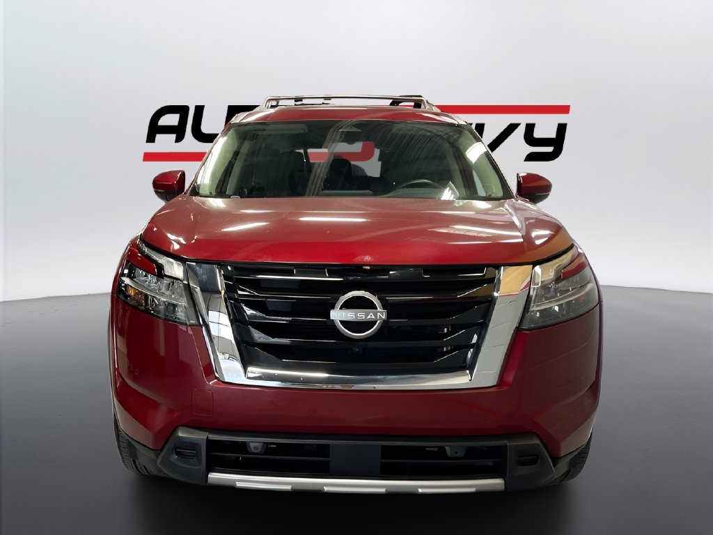 Used 2024 Scarlet Ember Tintcoat Nissan SL image 2