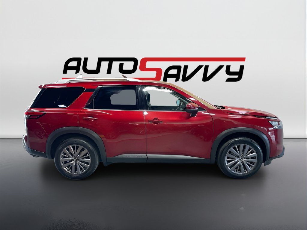 Used 2024 Scarlet Ember Tintcoat Nissan SL image 8