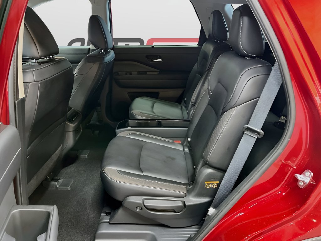 Used 2024 Scarlet Ember Tintcoat Nissan SL image 36
