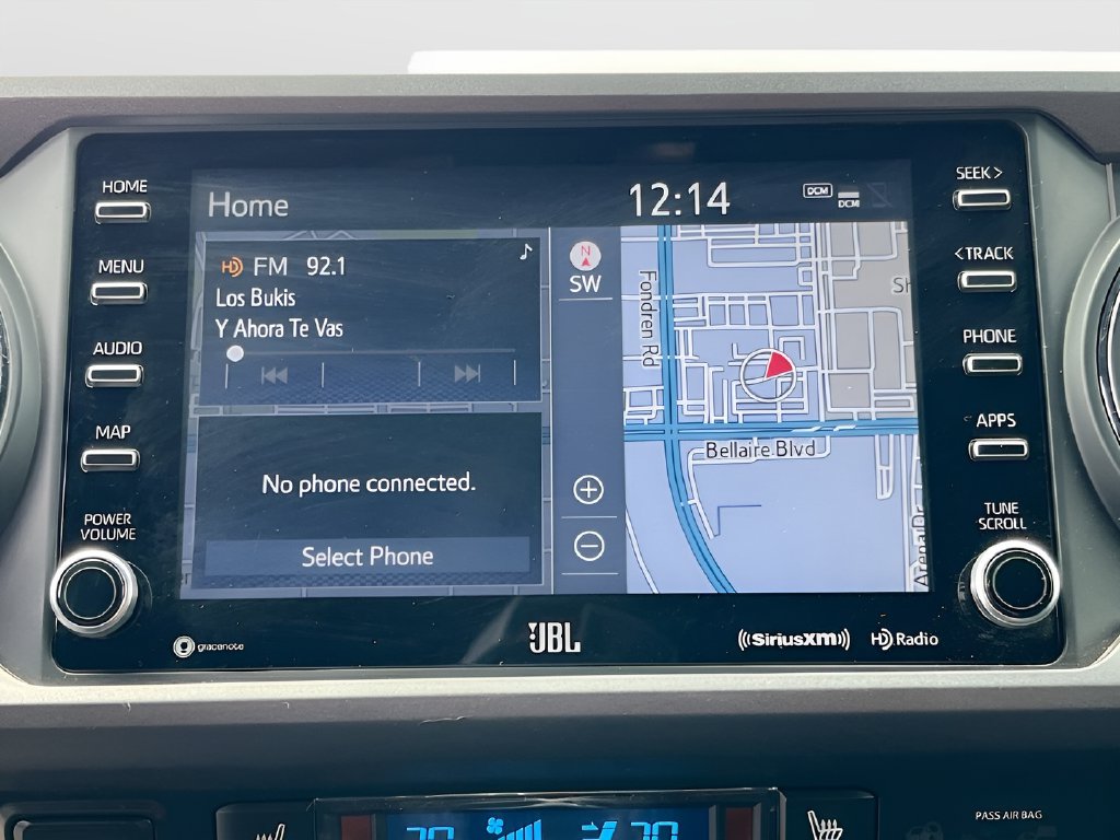 2020 Toyota Tacoma photo 15 of 33