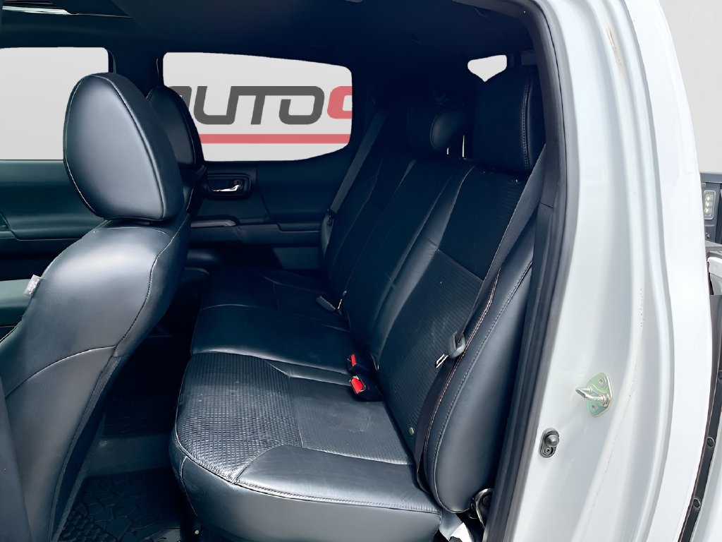 2020 Toyota Tacoma photo 26 of 33