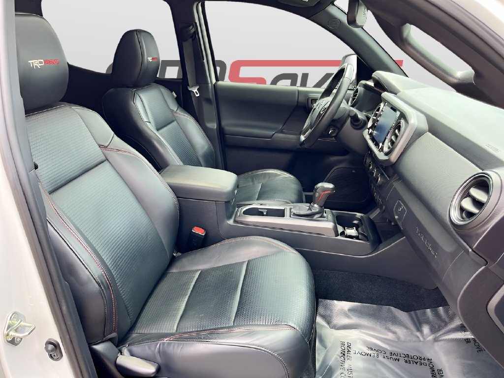 2020 Toyota Tacoma photo 29 of 33