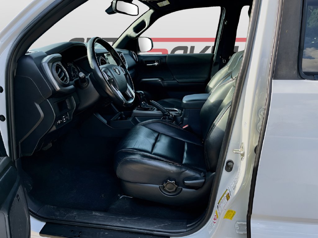2019 Toyota Tacoma photo 22 of 33
