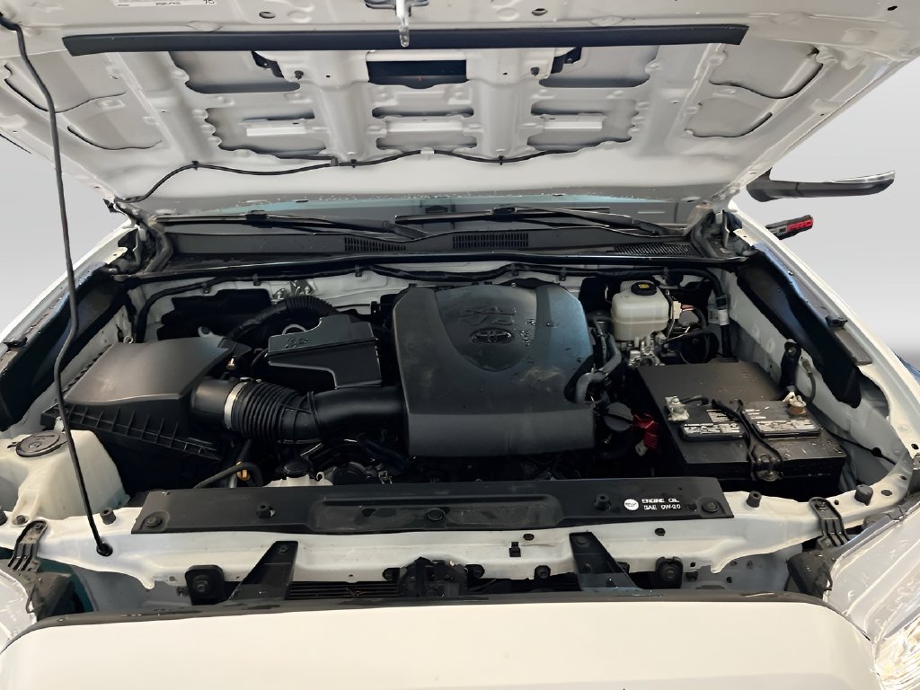 2019 Toyota Tacoma photo 31 of 33