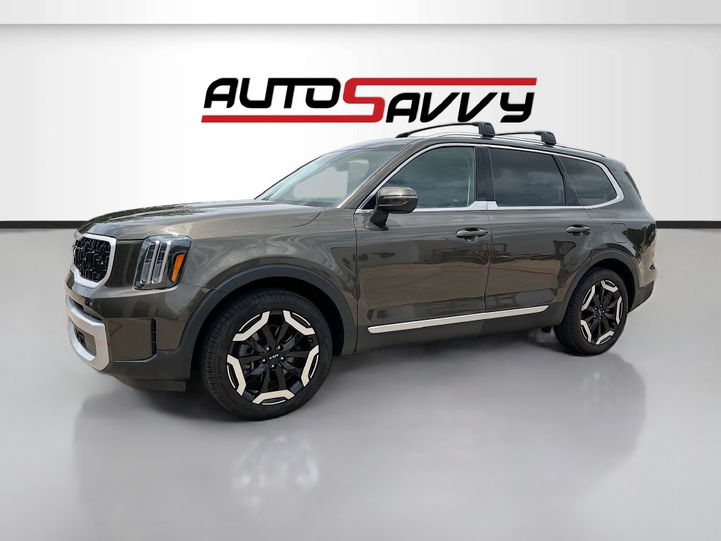 2024 Kia Telluride photo 3 of 35