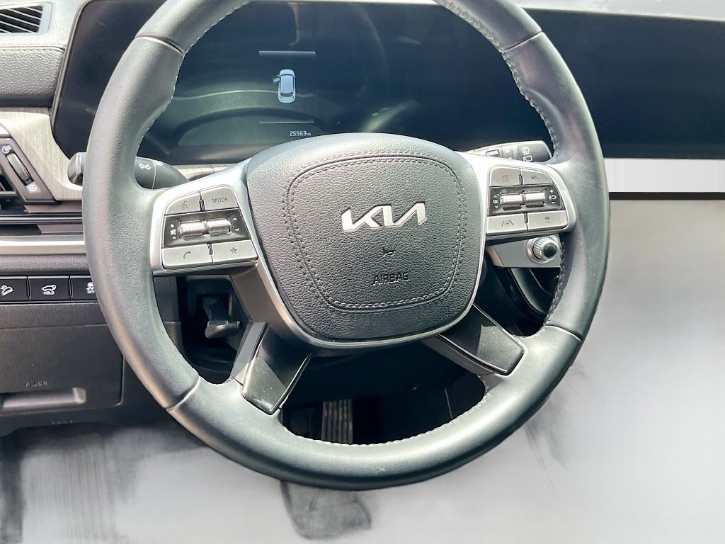2024 Kia Telluride photo 11 of 35
