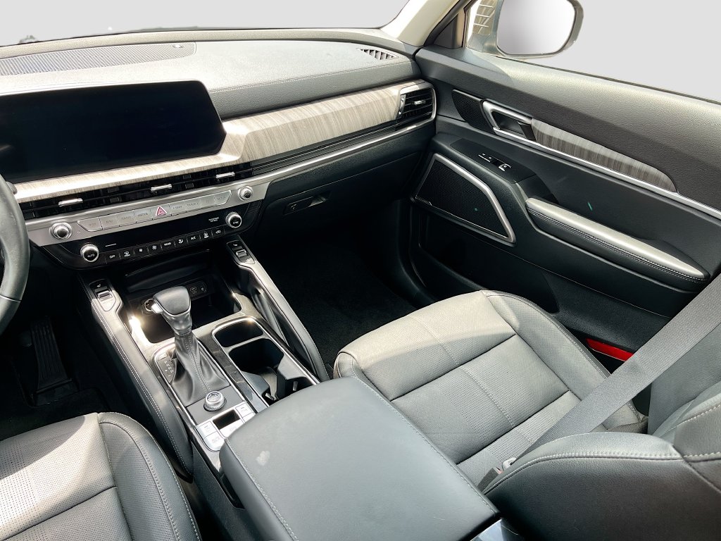 2024 Kia Telluride photo 25 of 35
