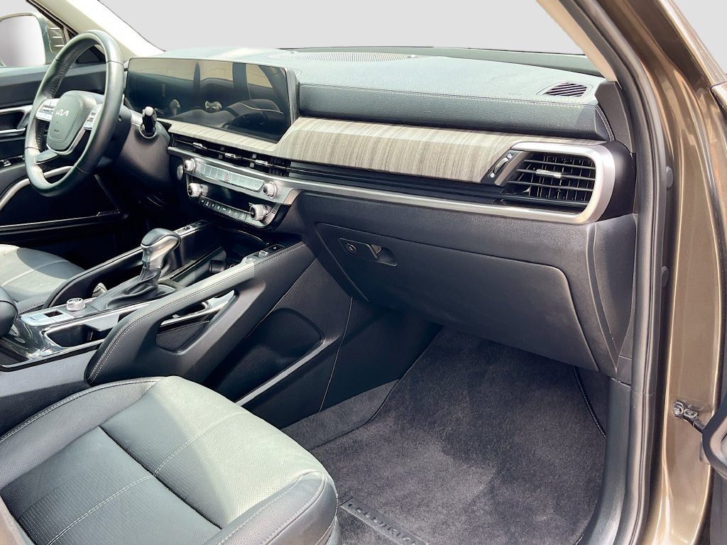 2024 Kia Telluride photo 33 of 35