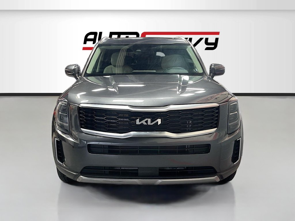 2021 Kia Telluride photo 2 of 35